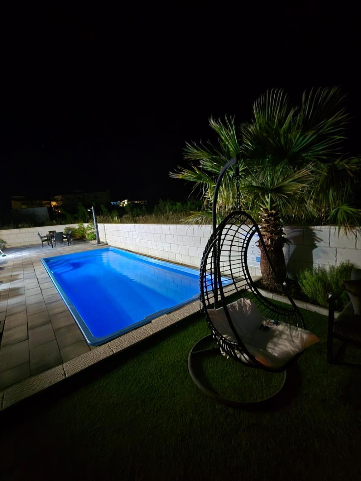 Apartmani Anastasia With Pool, Novalja Luaran gambar